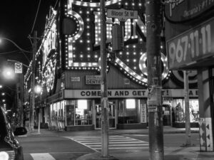 Honest Ed's, Toronto